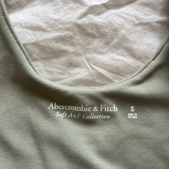 Abercrombie Sage Green Double layered seamless sweetheart bodysuit - Picture 3 of 3